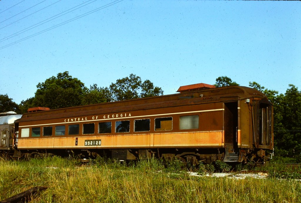 CG 992128 - MofW car, former coach from City of Miami pool.  Photographer unknown. I just love this photo. If you know who took this photo, please let me know - I would love to give credit. 